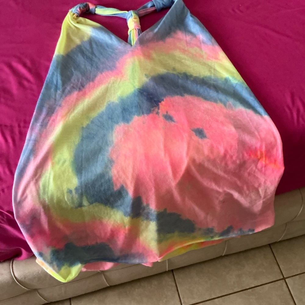 Women’s Tye Dye Swimsuit Sz:XXX Cover~up Excellent Condition.